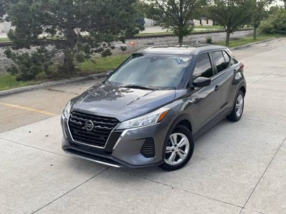 Used 2021 Nissan Kicks S