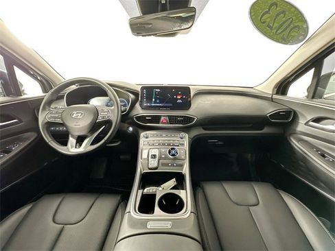 Used 2023 Hyundai Santa Fe SEL Premium image 3