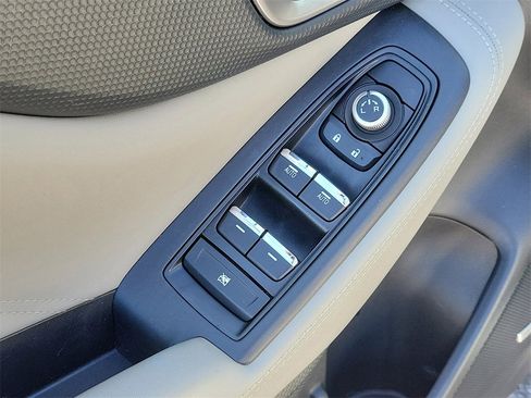 Used 2019 Subaru Forester Limited w/ Popular Package #3 image 19