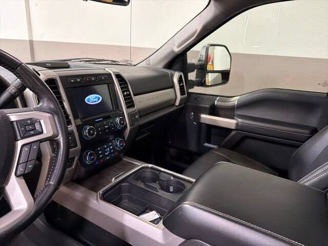 Used 2021 Ford F250 Lariat w/ Lariat Ultimate Package AWD/4WD image 14