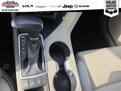 Used 2018 Kia Sportage EX AWD/4WD image 12
