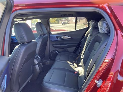 New 2026 Chevrolet Equinox EV LT w/ Convenience Package II image 22