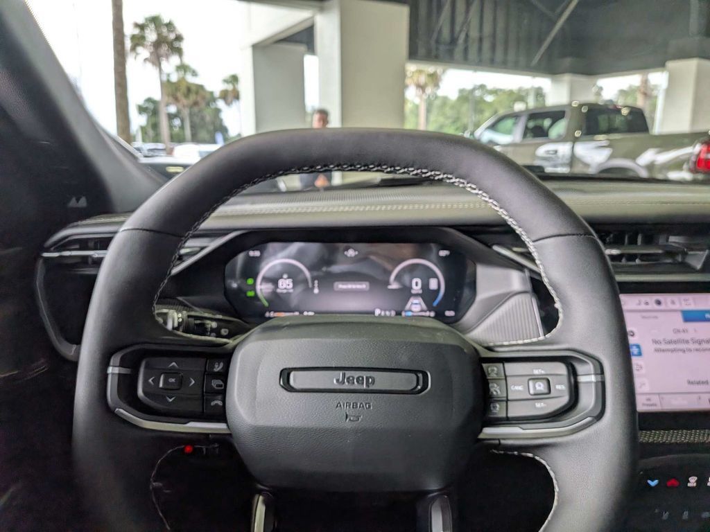 New 2026 Jeep Cherokee Overland AWD/4WD image 19