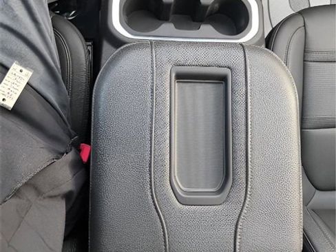 Used 2021 GMC Sierra 2500 Denali w/ Denali Ultimate Package image 21