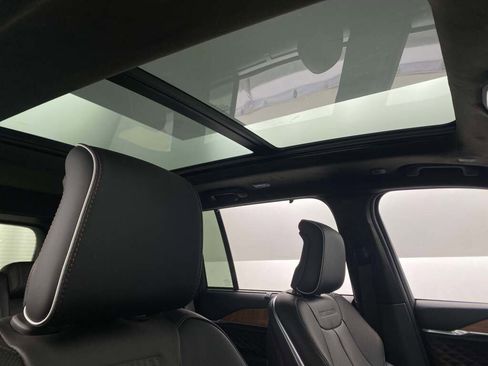 New 2025 Jeep Grand Cherokee Summit image 37