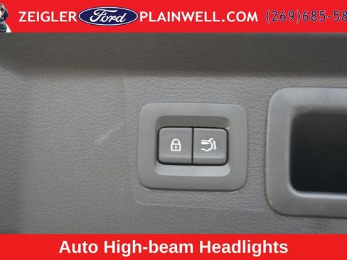 Used 2025 MAZDA CX-50 AWD 2.5 S w/ Premium Plus Pkg image 11