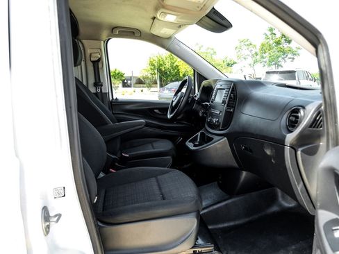 Used 2018 Mercedes-Benz Metris image 26