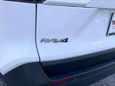 Used 2025 Toyota RAV4 LE image 29