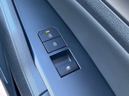 New 2026 Kia Sportage EX FWD image 28