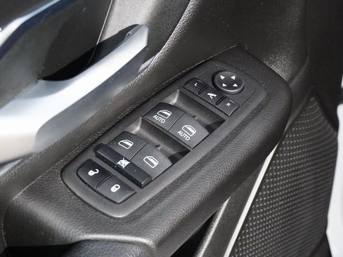 Used 2024 RAM 1500 Lone Star image 26