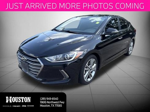 Used 2017 Hyundai Elantra Limited FWD image 1