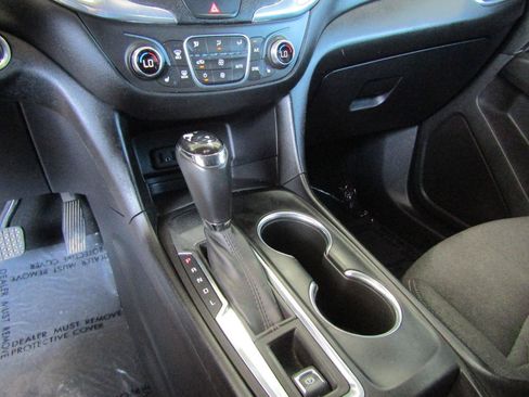 Used 2018 Chevrolet Equinox LT w/ Sun & Infotainment Package FWD image 19