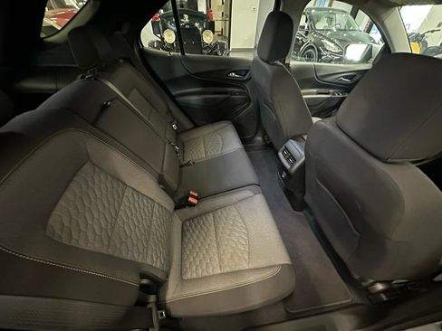 Used 2021 Chevrolet Equinox LT FWD image 17