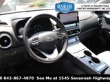 Used 2023 Hyundai Kona SEL image 3