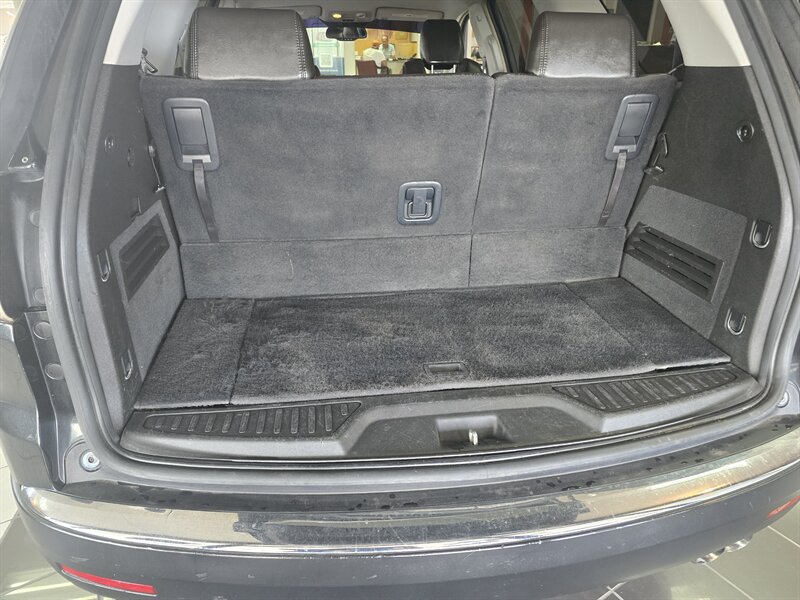 Used 2009 GMC Acadia SLT AWD/4WD image 31
