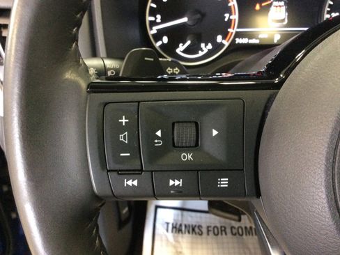 Used 2023 Nissan Rogue SL w/ SL Premium Package image 23