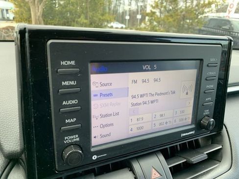 Certified 2021 Toyota RAV4 XLE image 24