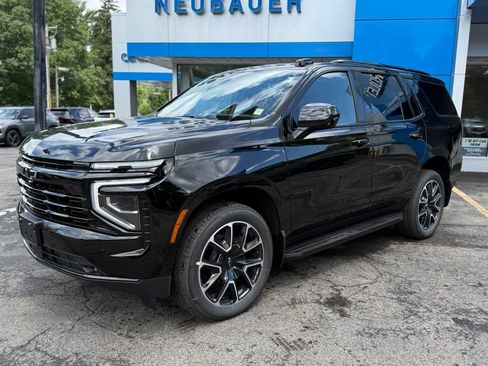 New 2026 Chevrolet Tahoe RST w/ Sun And Tow Package AWD/4WD image 1