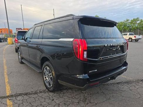 Used 2025 Ford Expedition Max Active AWD/4WD image 5