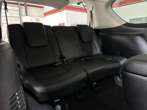 Used 2019 Nissan Armada SL w/ Premium Package image 15