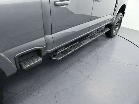 Used 2023 Ford F350 XLT w/ XLT Premium Package AWD/4WD image 9
