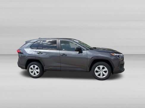 Used 2025 Toyota RAV4 LE AWD/4WD image 3