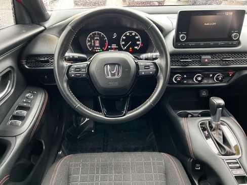 Used 2023 Honda HR-V Sport image 16