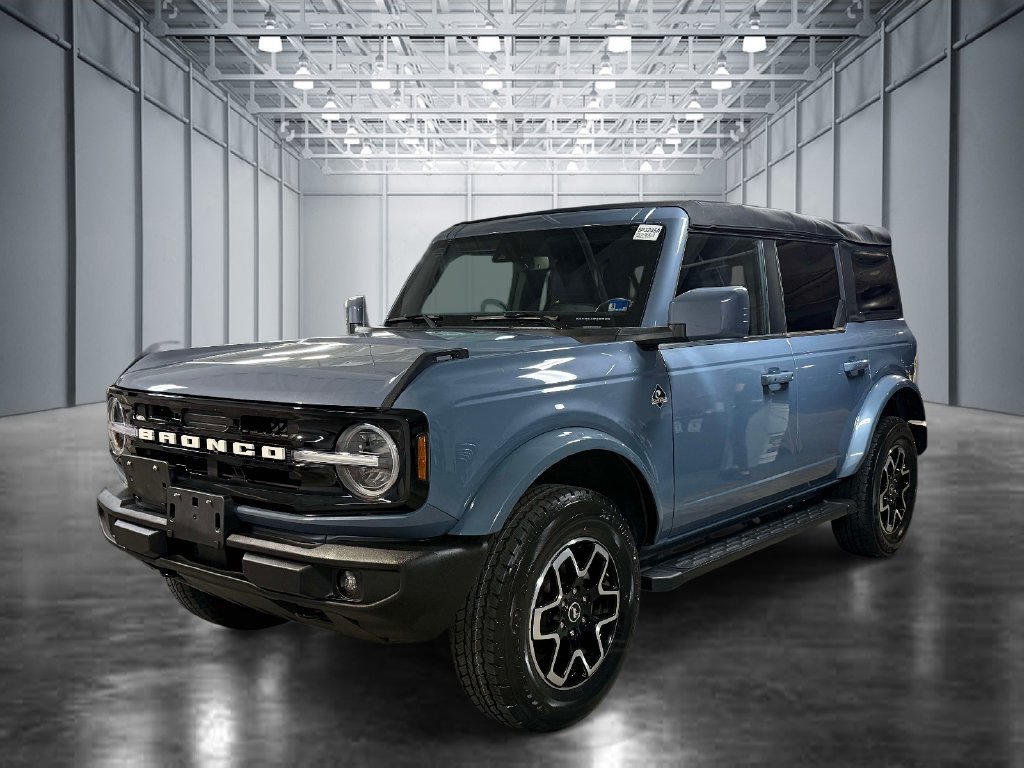 Used 2023 Ford Bronco Outer Banks AWD/4WD image 1
