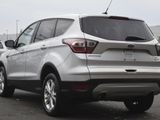 Used 2017 Ford Escape SE image 2