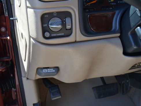Used 1998 GMC Sierra 3500 4x4 Crew Cab w/ Marketing Option Pkg 3 image 13