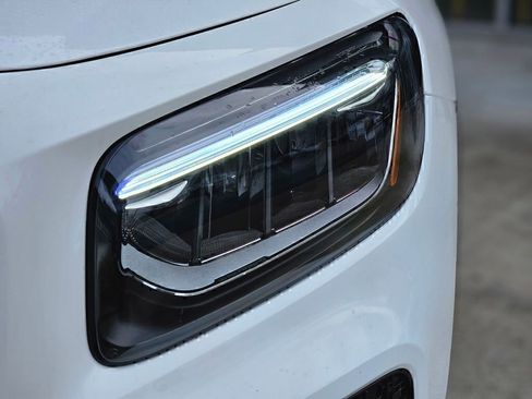 Certified 2026 Mercedes-Benz GLB 250 4MATIC image 10