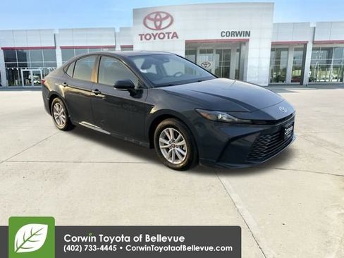 Used 2025 Toyota Camry LE image 1