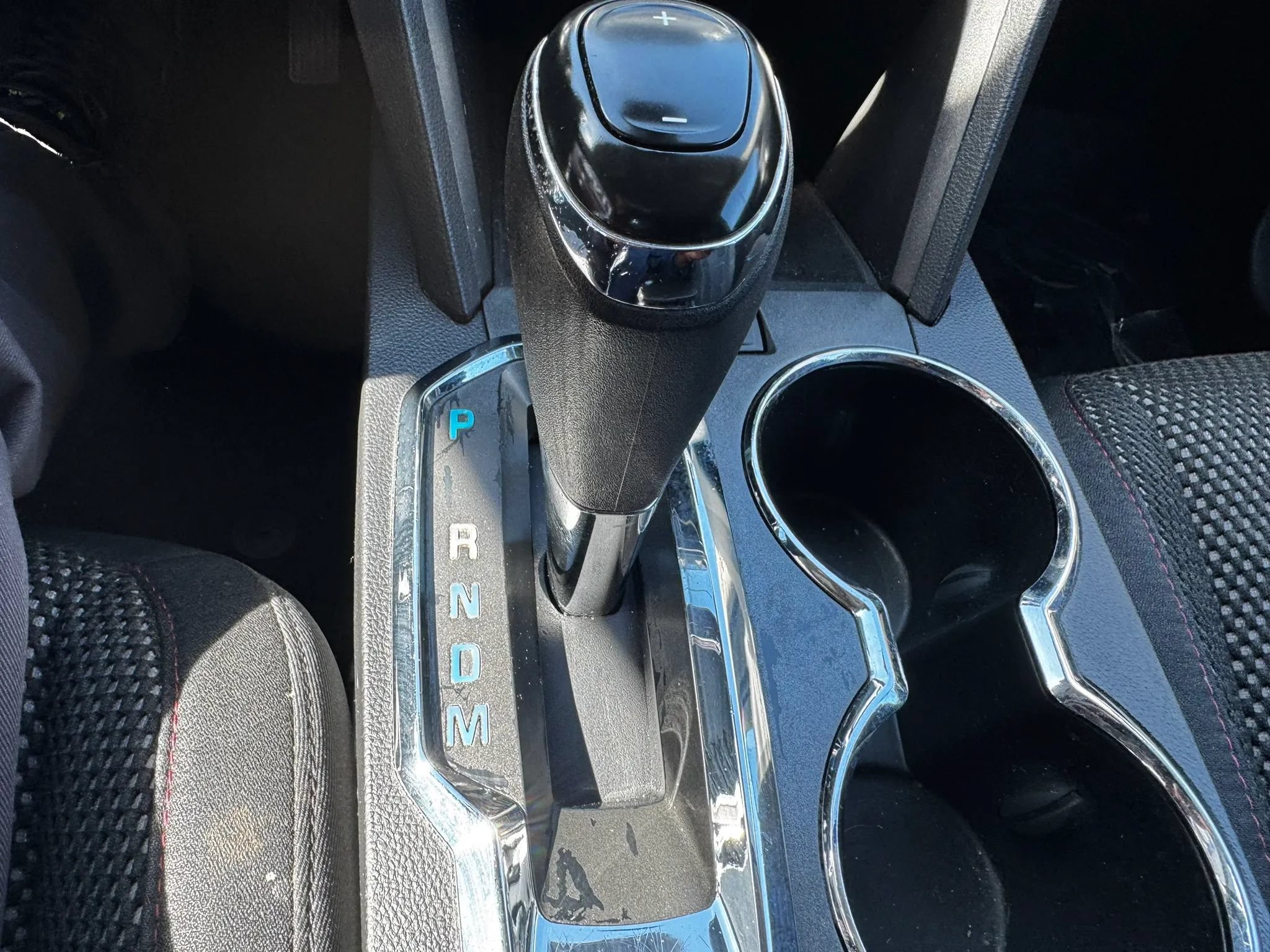 Used 2017 Chevrolet Equinox LT FWD image 14