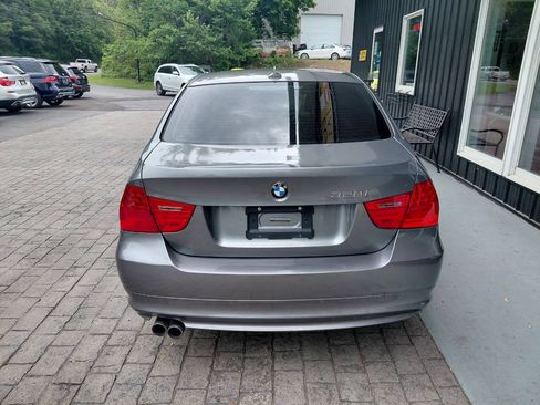 Used 2011 BMW 328i xDrive Sedan AWD/4WD image 7