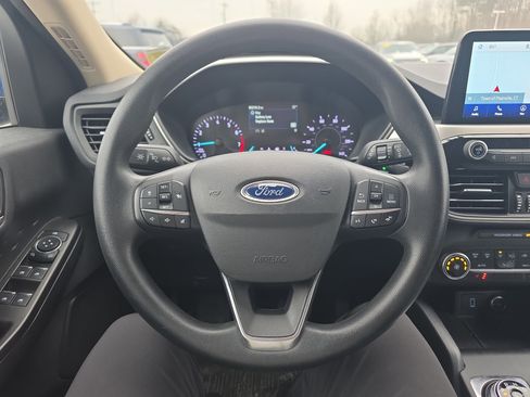 Used 2020 Ford Escape SE image 30