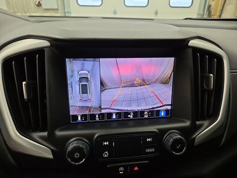 Used 2023 GMC Terrain SLT w/ Tech Package AWD/4WD image 26