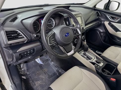 Used 2023 Subaru Forester Premium image 23