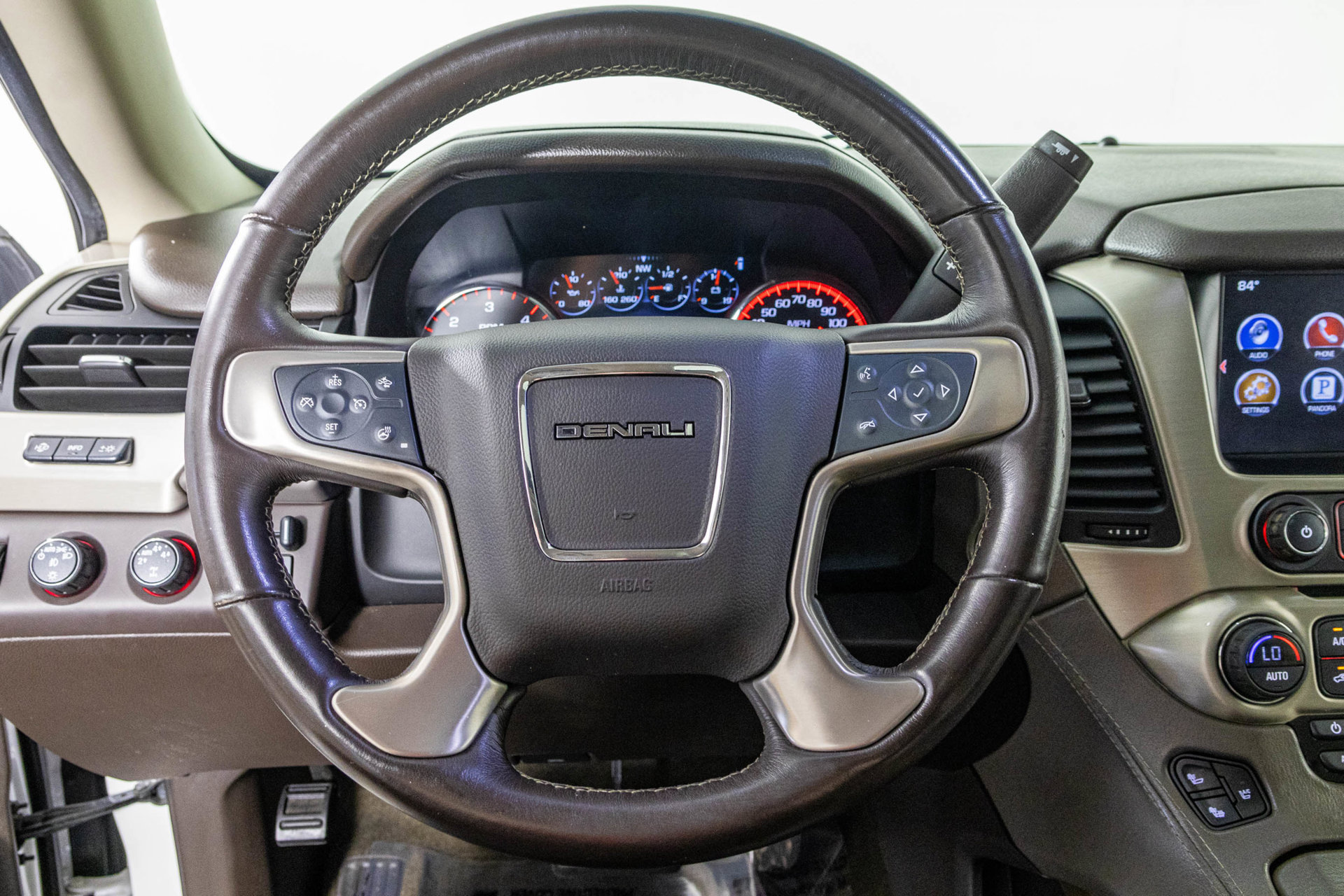 Used 2016 GMC Yukon Denali w/ Open Road Package AWD/4WD image 39