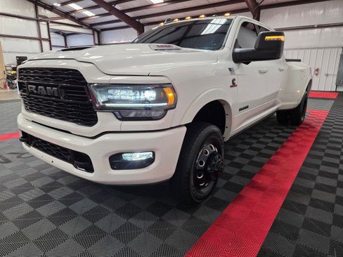 Used 2024 RAM 3500 Limited image 21
