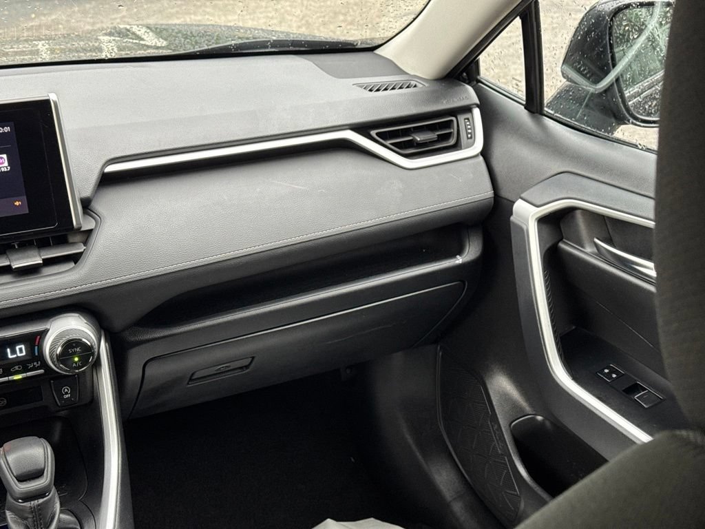 Certified 2025 Toyota RAV4 XLE AWD/4WD image 20
