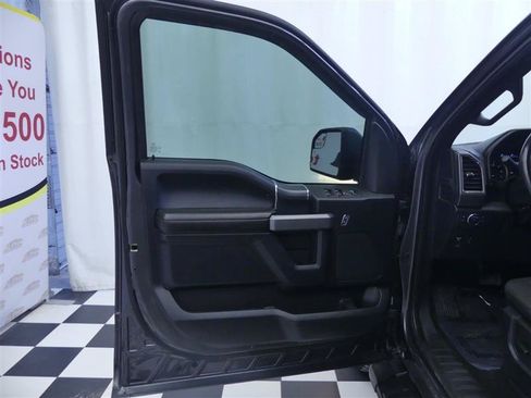 Used 2019 Ford F150 XLT w/ Equipment Group 302A Luxury AWD/4WD image 21