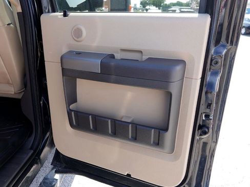 Used 2014 Ford F250 Lariat w/ Chrome Package image 35