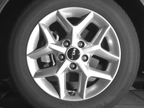 Used 2025 Kia Soul LX w/ LX Technology Package image 12