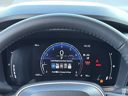 Used 2026 Toyota Corolla Cross LE FWD image 13