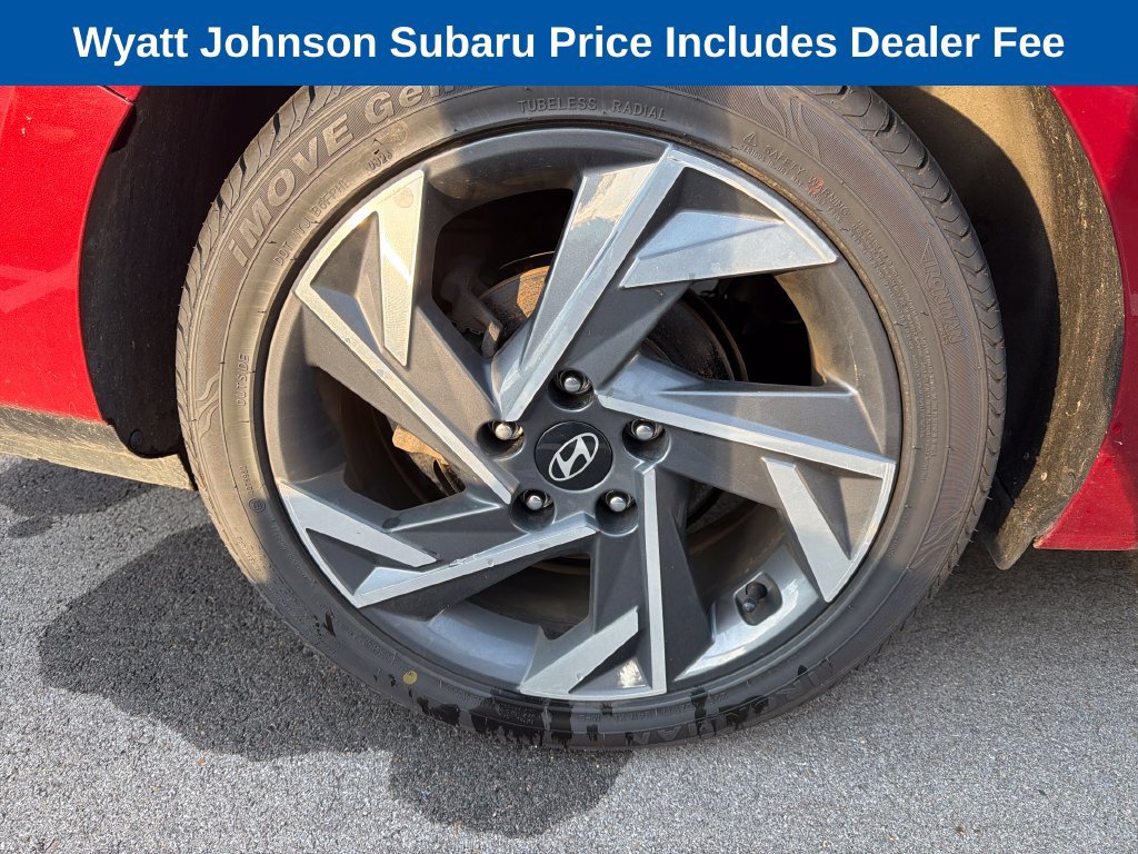 Used 2025 Hyundai Elantra SEL FWD image 10
