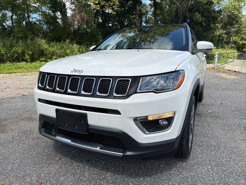 Used 2021 Jeep Compass Limited w/ Sun and Sound Group AWD/4WD image 5