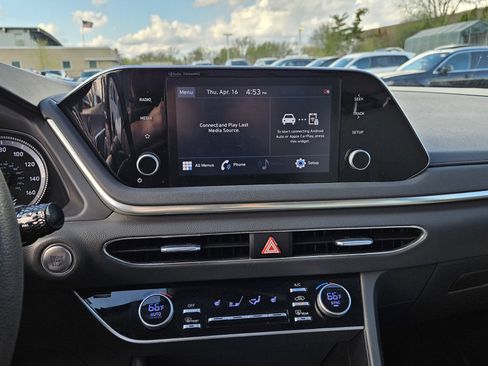 Used 2022 Hyundai Sonata SEL w/ Cargo Package FWD image 12
