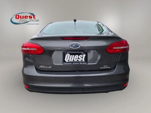Used 2016 Ford Focus SE FWD image 6