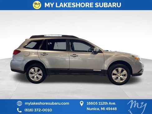 Used 2012 Subaru Outback 2.5i Premium image 9
