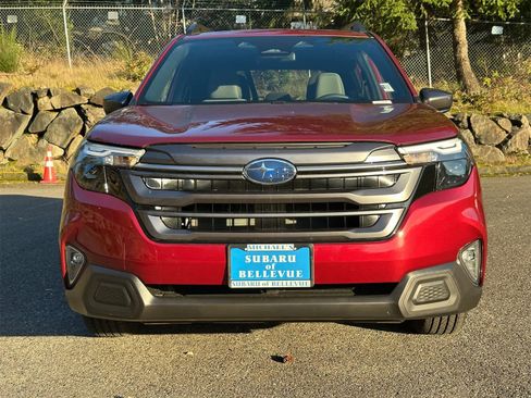 New 2025 Subaru Forester Premium image 5